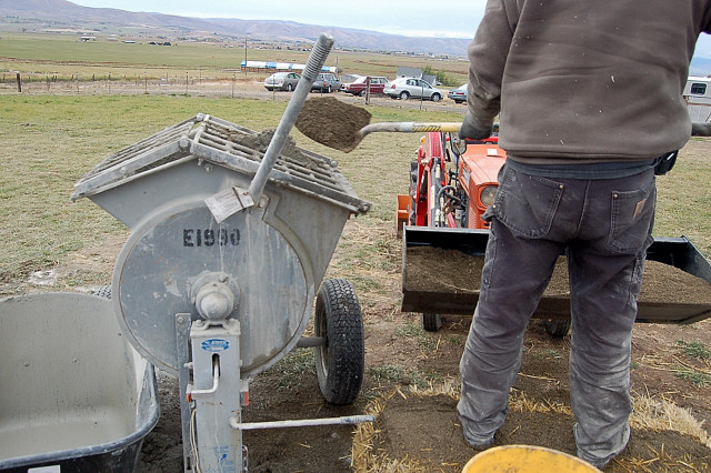 Ellensburg Straw Bale Construction Plastering Workshop Barn Raising, Plaster Mixer