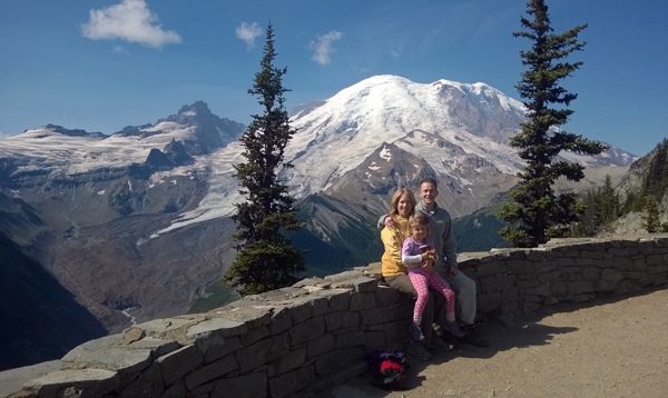 Mt Rainier National Park Emmons Glacier Overlook trail hikers