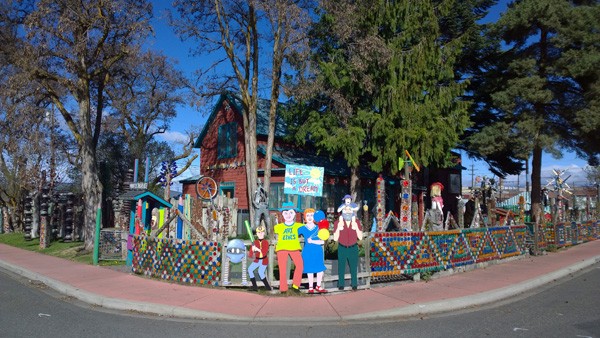 Dick and Janes Spot Ellensburg front yard