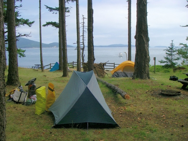 Setting Up Camp On James Island
