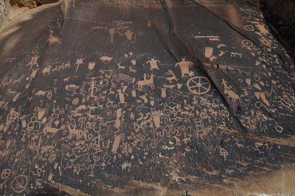 Newspaper Rock State Park Historical Monument Ancestral Puebloan Anasazi Petroglyphs