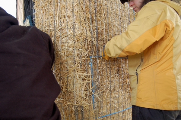 Ellensburg Straw Bale Construction Plastering Workshop Barn Raising, Tightening Metal Lath With Wire