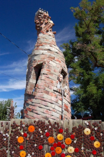 Dick And Jane's Spot Ellensburg Art House Chimney