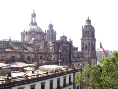 Mexico City's Catedral Metropolitana (Metropolitan Cathedral)
