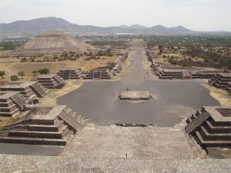 Calzada De Los Muertos, Teotihuacan, Mexico, With Piramide Del Sol In The Distance On The Left