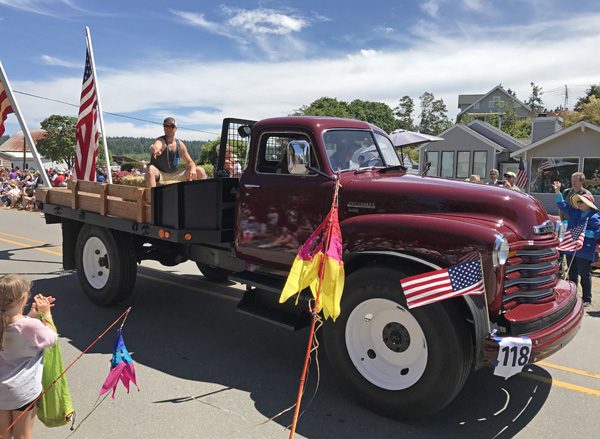 Maxwelton 4th of July parade Clinton Whidbey Island big truck