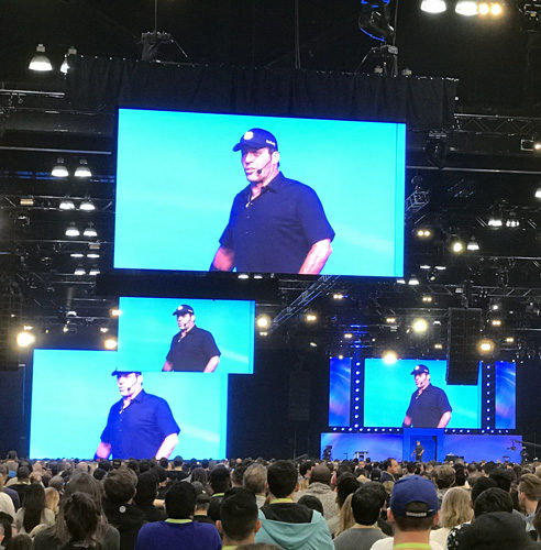 Tony Robbins on big screens at Unleash the Power Within at Los Angeles Convention Center