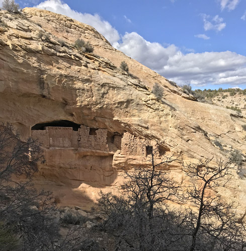 Butler Wash Anasazi ruins sandstone Blanding Utah